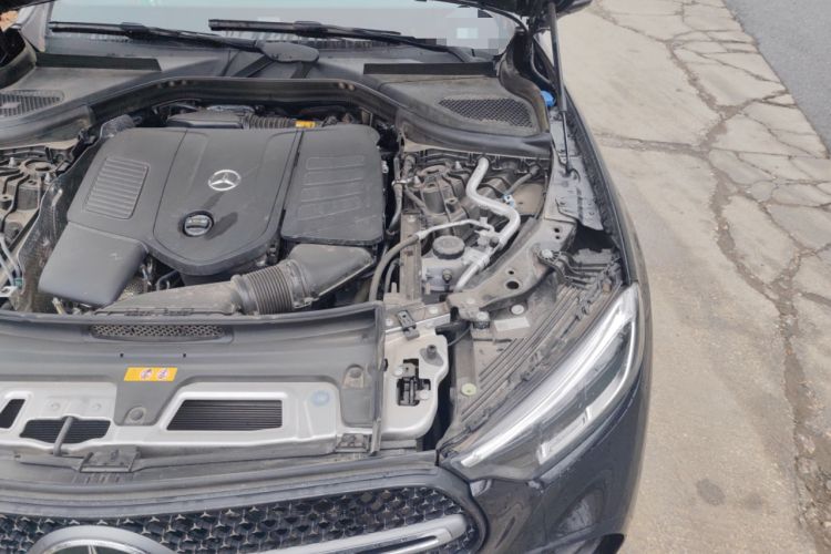 Used Mercedes-Benz GLC 2025 GLC 300 L 4MATIC Dynamic Model 5 Seats Engine Bay Left