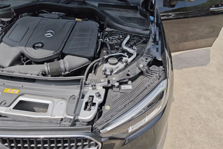 Used Mercedes-Benz GLC 2025 Refresh GLC 260 L 4MATIC Dynamic Edition Engine Bay Left