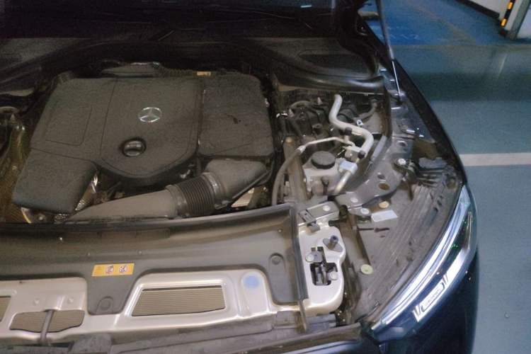 Used Mercedes-Benz GLC 2025 GLC 300 L 4MATIC Dynamic Model 5 Seats Engine Bay Left