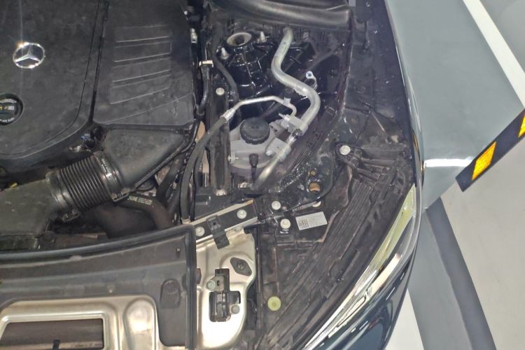 Used Mercedes-Benz GLC 2025 GLC 260 L 4MATIC Luxury Model Engine Bay Left