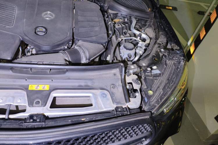 Used Mercedes-Benz GLC 2025 GLC 300 L 4MATIC Dynamic Model 5 Seats Engine Bay Left
