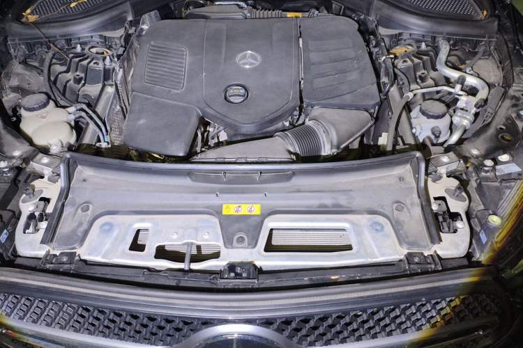 Used Mercedes-Benz GLC 2025 GLC 300 L 4MATIC Dynamic Model 5 Seats Engine Bay