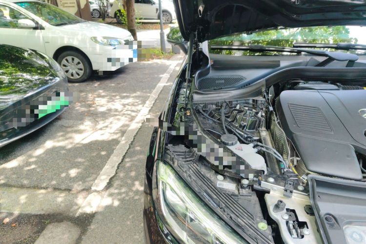 Used Mercedes-Benz GLC 2025 Refresh GLC 260 L 4MATIC Dynamic Edition Engine Bay Right