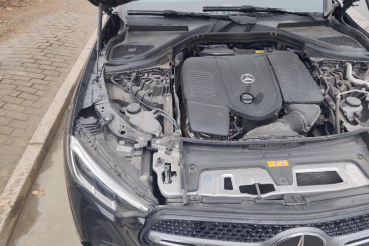 Used Mercedes-Benz GLC 2025 GLC 300 L 4MATIC Dynamic Model 5 Seats Engine Bay Right