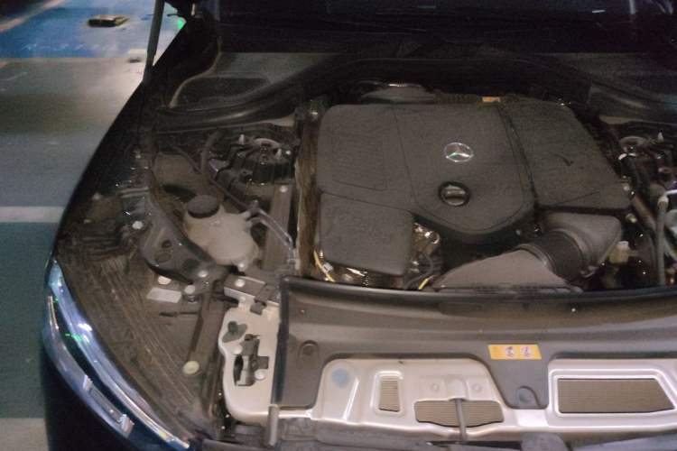 Used Mercedes-Benz GLC 2025 GLC 300 L 4MATIC Dynamic Model 5 Seats Engine Bay Right