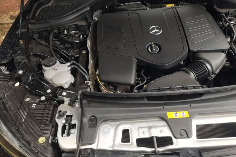 Used Mercedes-Benz GLC 2025 GLC 300 L 4MATIC Luxury Model 5 Seats Engine Bay Right