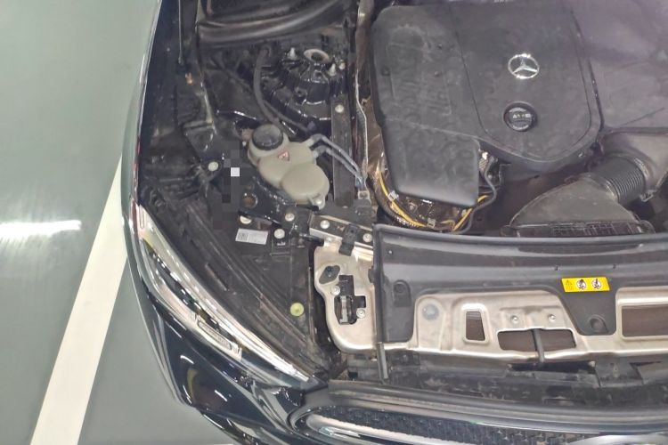 Used Mercedes-Benz GLC 2025 GLC 260 L 4MATIC Luxury Model Engine Bay Right