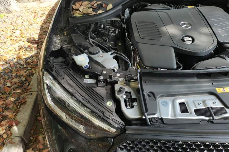 Used Mercedes-Benz GLC 2025 Facelift GLC 260 L 4MATIC Luxury Edition Engine Bay Right