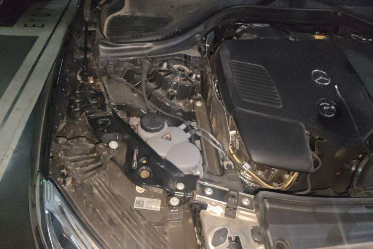 Used Mercedes-Benz GLC 2025 Refresh GLC 260 L 4MATIC Dynamic Edition Engine Bay Right