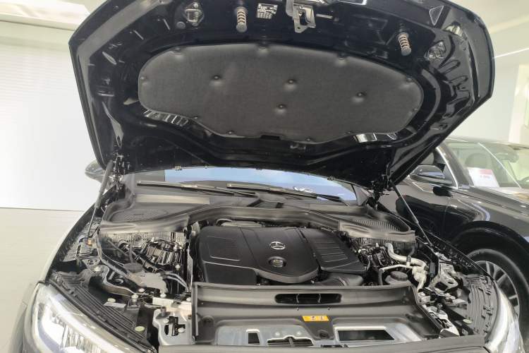 Used Mercedes-Benz GLC 2025 Facelift GLC 260 L 4MATIC Luxury Edition Engine Bay