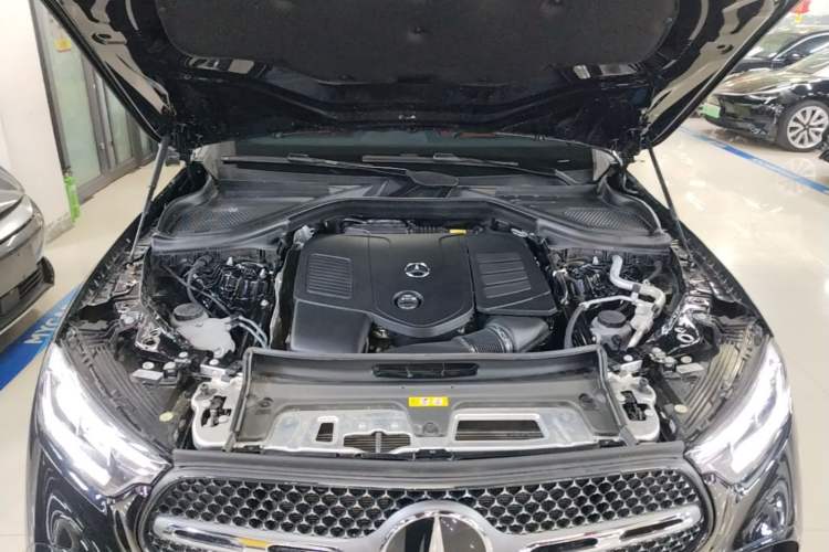 Used Mercedes-Benz GLC 2025 Refreshed GLC 300 L 4MATIC Dynamic Version 5 Seats Engine Bay
