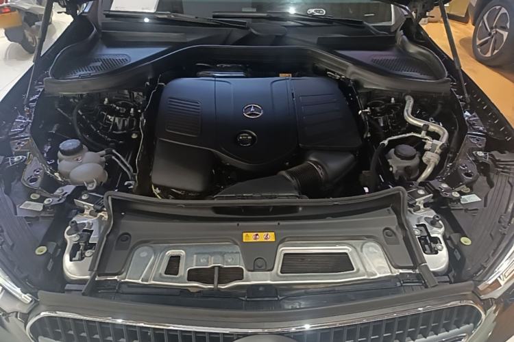 Used Mercedes-Benz GLC 2025 Refresh GLC 260 L 4MATIC Dynamic Edition Engine Bay