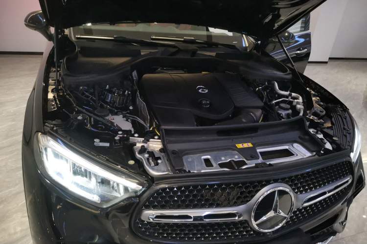 Used Mercedes-Benz GLC 2025 GLC 260 L 4MATIC Luxury Model Engine Bay