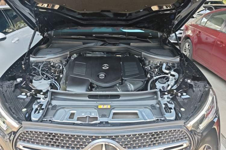 Used Mercedes-Benz GLC 2025 Refreshed GLC 300 L 4MATIC Dynamic Version 5 Seats Engine Bay
