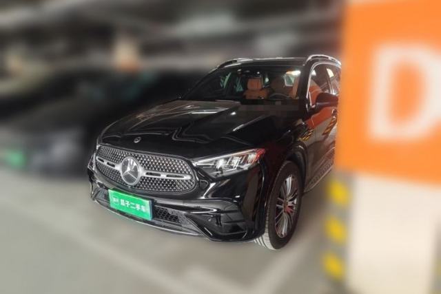 Mercedes-Benz GLC 2025 GLC 300 L 4MATIC Dynamic Model 5 Seats usata
