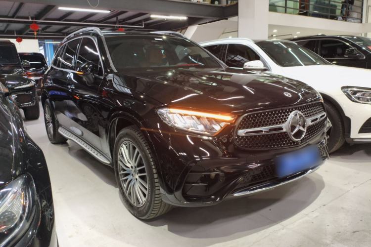 Used Mercedes-Benz GLC 2025 GLC 300 L 4MATIC Dynamic Model 5 Seats Exterior 1