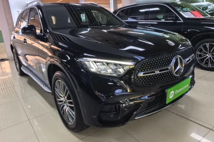 Used Mercedes-Benz GLC 2025 Refreshed GLC 300 L 4MATIC Dynamic Version 5 Seats Exterior 1
