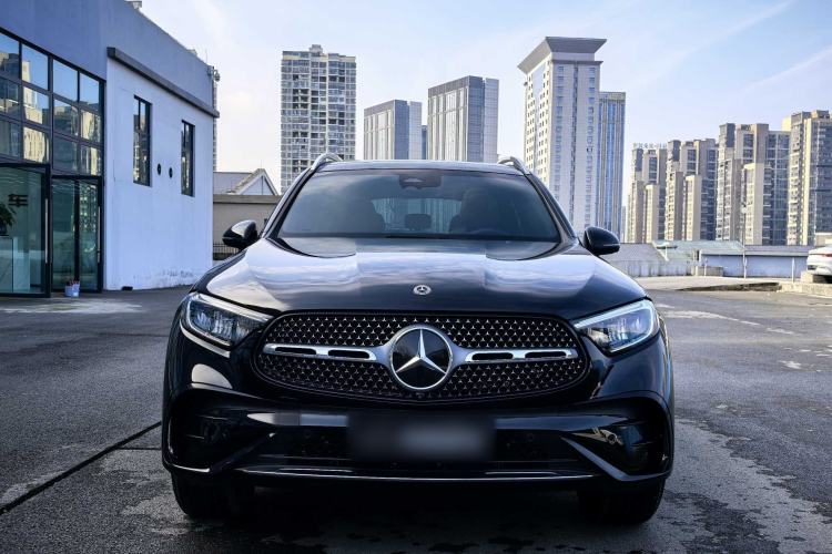 Used Mercedes-Benz GLC 2025 Refreshed GLC 300 L 4MATIC Dynamic Version 5 Seats Exterior 1