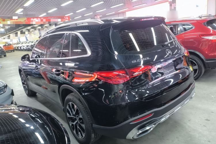 Used Mercedes-Benz GLC 2025 GLC 260 L 4MATIC Dynamic Edition Exterior 2