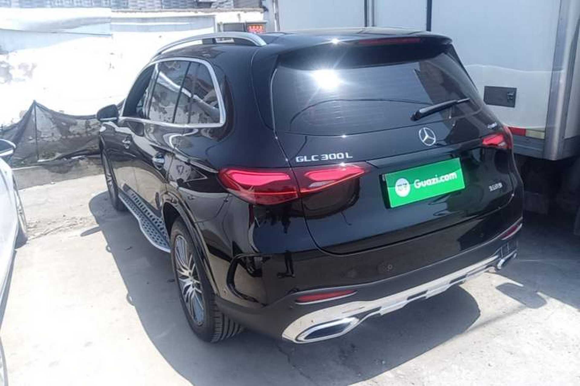 Used Mercedes-Benz GLC 2025 Refreshed GLC 300 L 4MATIC Dynamic Version 5 Seats Exterior 2