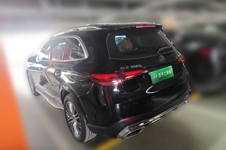 Used Mercedes-Benz GLC 2025 GLC 300 L 4MATIC Dynamic Model 5 Seats Exterior 3