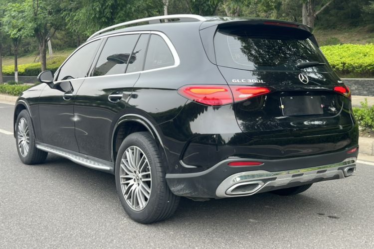 Used Mercedes-Benz GLC 2025 Refreshed GLC 300 L 4MATIC Dynamic Version 5 Seats Exterior 3