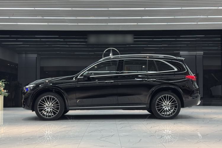 Used Mercedes-Benz GLC 2025 GLC 300 L 4MATIC Luxury 7-Seater Exterior 3