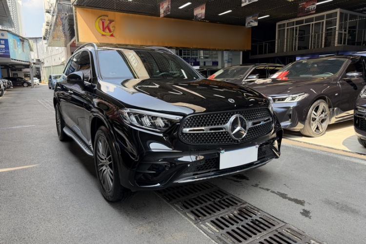 Used Mercedes-Benz GLC 2025 Refreshed GLC 300 L 4MATIC Dynamic Version 5 Seats Exterior 3