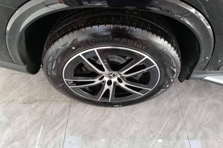 Used Mercedes-Benz GLC 2025 Facelift GLC 260 L 4MATIC Luxury Edition Exterior 3