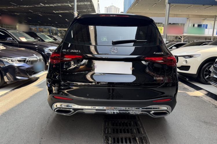 Used Mercedes-Benz GLC 2025 Refreshed GLC 300 L 4MATIC Dynamic Version 5 Seats Exterior 4