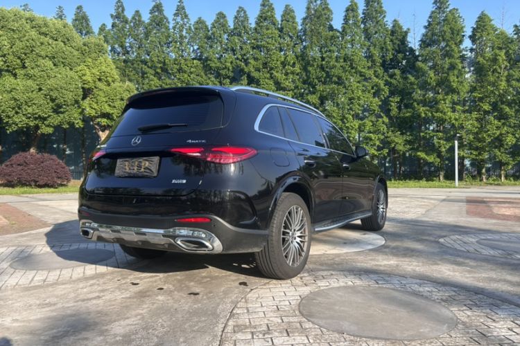 Used Mercedes-Benz GLC 2025 Refreshed GLC 300 L 4MATIC Dynamic Version 5 Seats Exterior 4