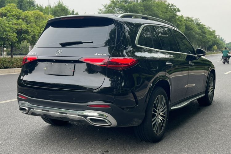 Used Mercedes-Benz GLC 2025 Refreshed GLC 300 L 4MATIC Dynamic Version 5 Seats Exterior 5