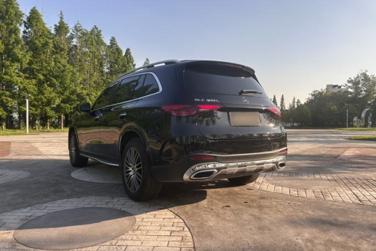 Used Mercedes-Benz GLC 2025 Refreshed GLC 300 L 4MATIC Dynamic Version 5 Seats Exterior 6