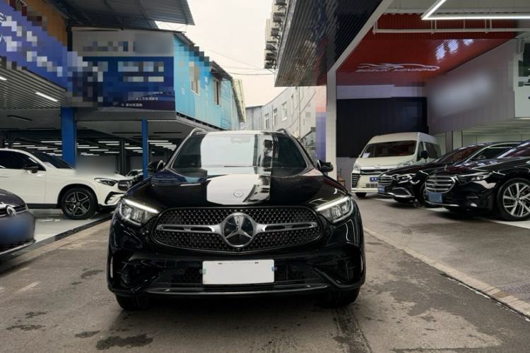 Used Mercedes-Benz GLC 2025 GLC 300 L 4MATIC Dynamic Model 5 Seats Exterior 7