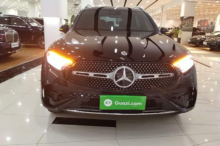 Used Mercedes-Benz GLC 2025 Refreshed GLC 300 L 4MATIC Dynamic Version 5 Seats Front