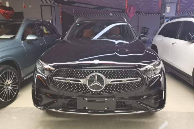 Used Mercedes-Benz GLC 2025 GLC 300 L 4MATIC Luxury Model 5 Seats Front