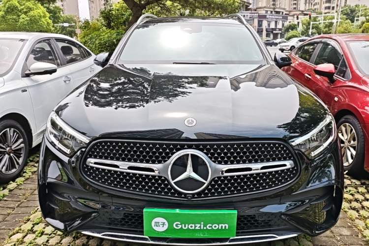 Used Mercedes-Benz GLC 2025 Refreshed GLC 300 L 4MATIC Dynamic Version 5 Seats Front