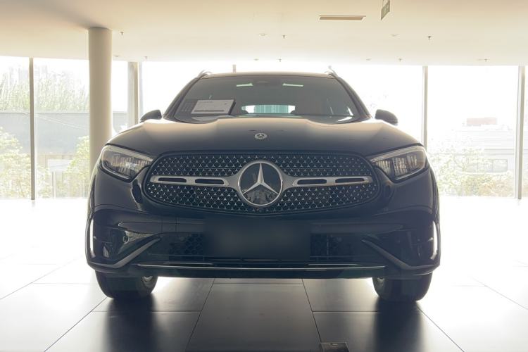 Used Mercedes-Benz GLC 2025 GLC 260 L 4MATIC Luxury Model Front