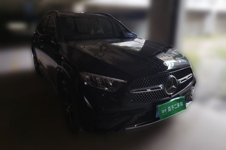 Used Mercedes-Benz GLC 2025 Facelift GLC 260 L 4MATIC Luxury Edition Front Right 45 Deg