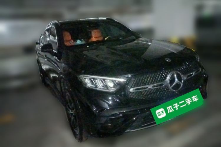 Used Mercedes-Benz GLC 2025 GLC 260 L 4MATIC Luxury Model Front Right 45 Deg