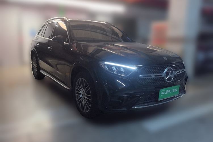 Used Mercedes-Benz GLC 2025 GLC 300 L 4MATIC Dynamic Edition 7-seater Front Right 45 Deg