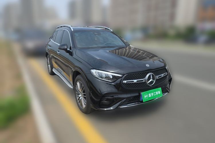 Used Mercedes-Benz GLC 2025 Refreshed GLC 300 L 4MATIC Dynamic Version 5 Seats Front Right 45 Deg