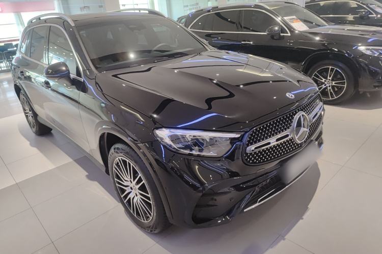 Used Mercedes-Benz GLC 2025 Refresh GLC 260 L 4MATIC Dynamic Edition Front Right 45 Deg