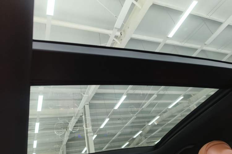 Used Mercedes-Benz GLC 2025 GLC 300 L 4MATIC Dynamic Model 5 Seats Headliner