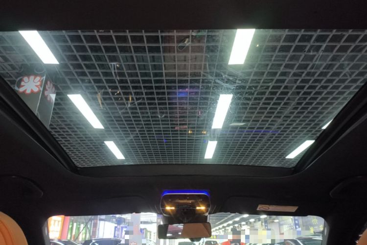 Used Mercedes-Benz GLC 2025 GLC 260 L 4MATIC Dynamic Edition Headliner