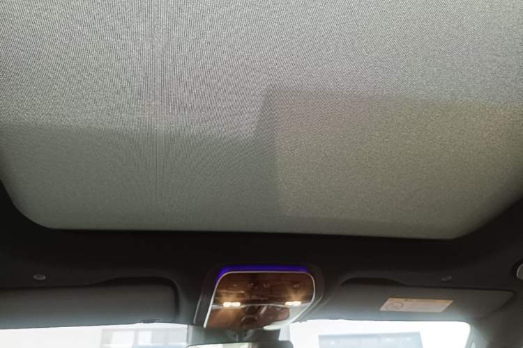 Used Mercedes-Benz GLC 2025 GLC 300 L 4MATIC Dynamic Model 5 Seats Headliner