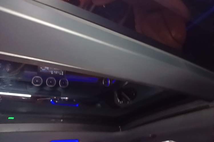 Used Mercedes-Benz GLC 2025 Refreshed GLC 300 L 4MATIC Dynamic Version 5 Seats Headliner