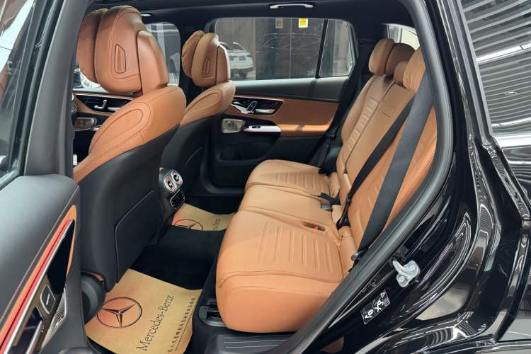 Used Mercedes-Benz GLC 2025 GLC 300 L 4MATIC Luxury 7-Seater Headliner