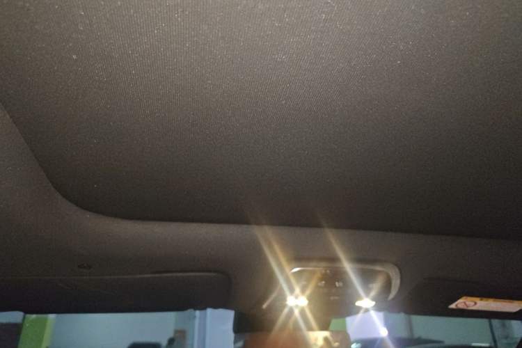 Used Mercedes-Benz GLC 2025 Refresh GLC 260 L 4MATIC Dynamic Edition Headliner