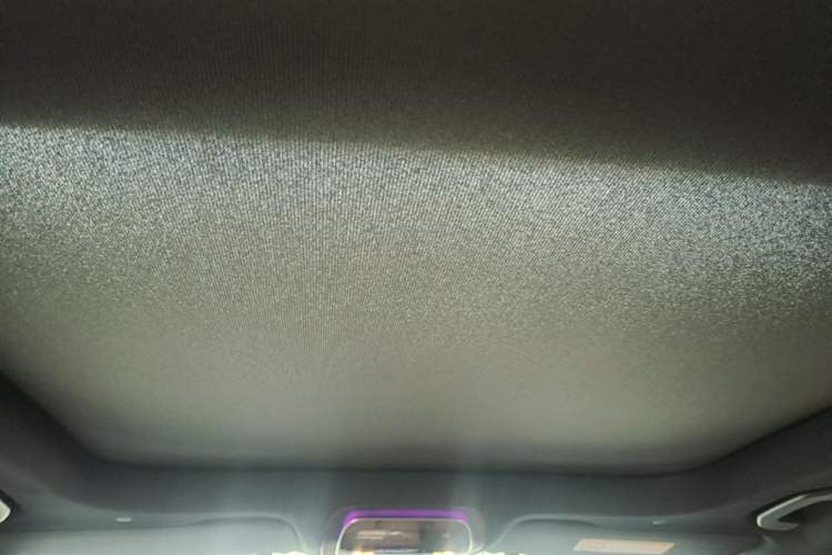 Used Mercedes-Benz GLC 2025 GLC 260 L 4MATIC Dynamic Edition Headliner